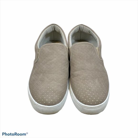 Seven Brand Ladies Gemini Slip On Sneakers Size 6 - Picture 1 of 10